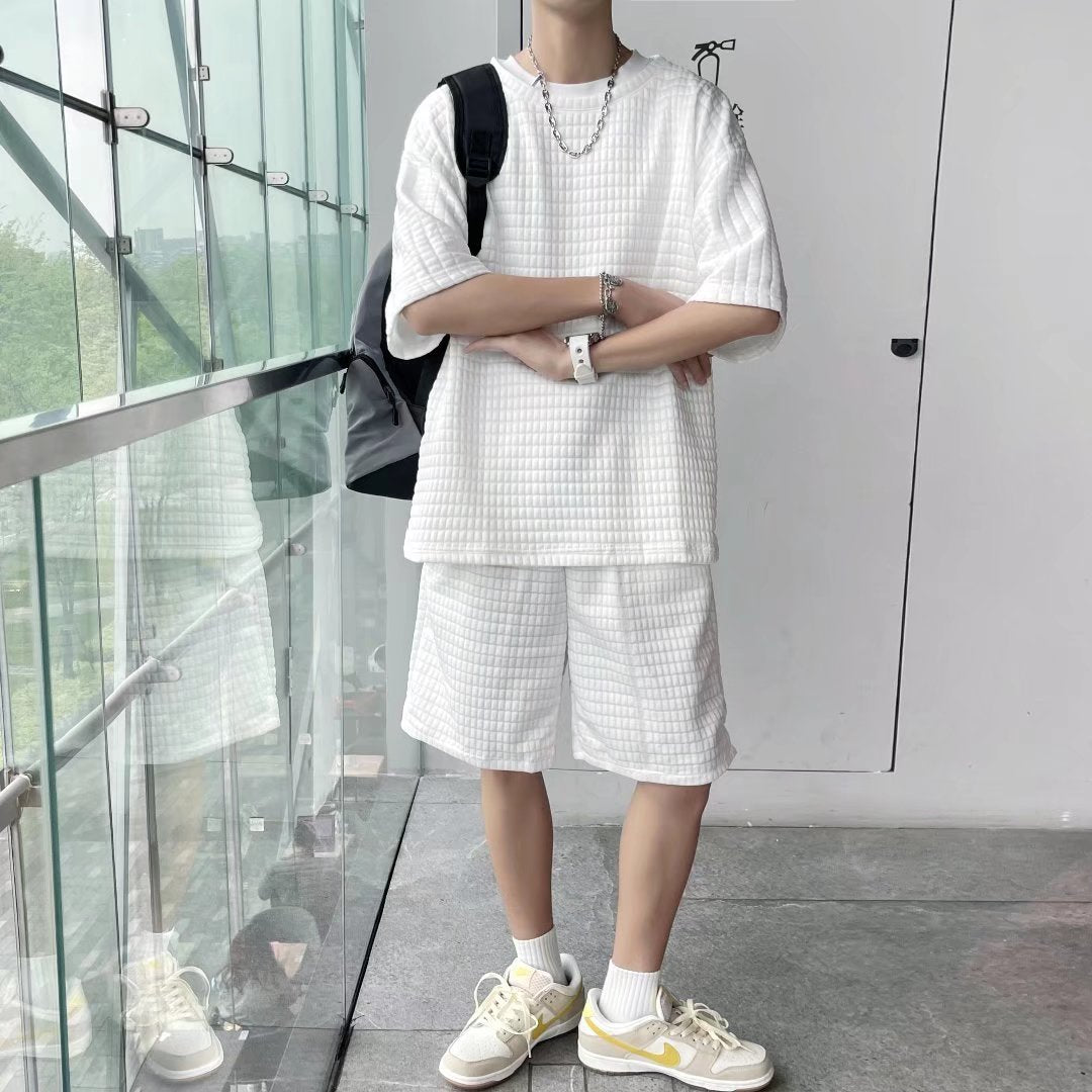 Herrset med t-shirt och shorts, avslappnad passform