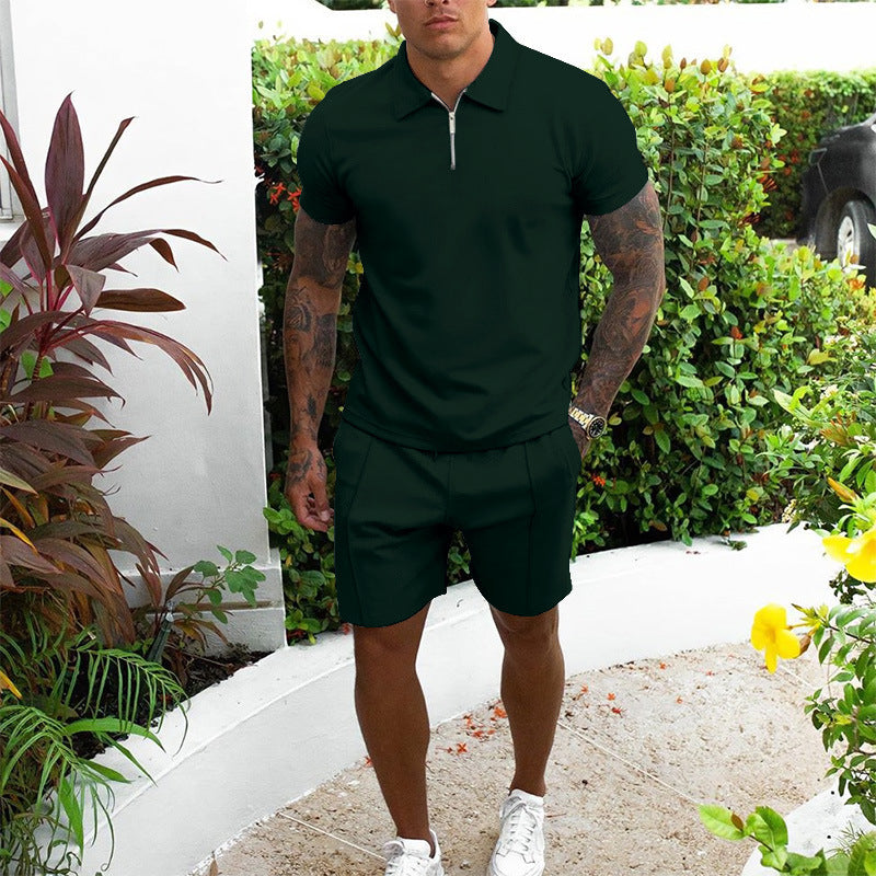 Avslappnad kortärmad t-shirt och shortsset