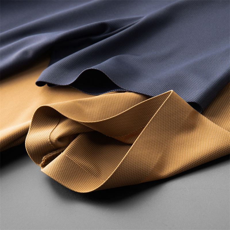 Men’s Ultra-Thin Ice Silk Summer Shirt – Seamless & Lightweight